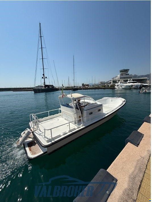 Tecnoyacht PUMA 2000