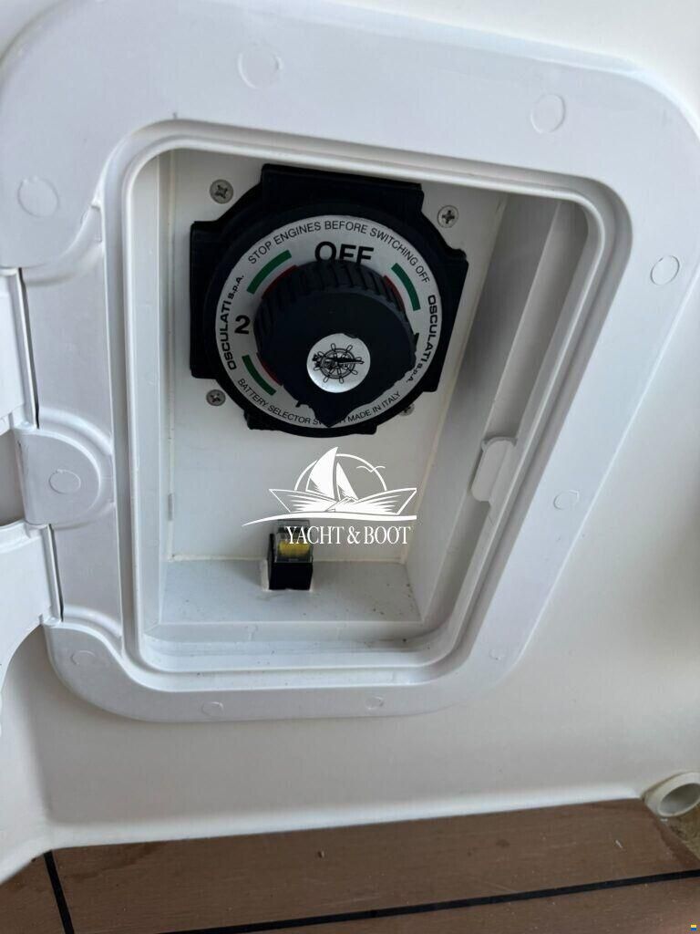 Saver 830 Cabin