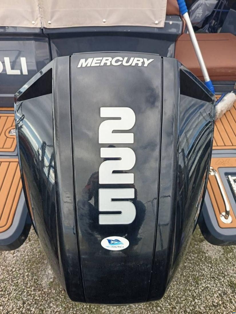 revo yacht REVO 700