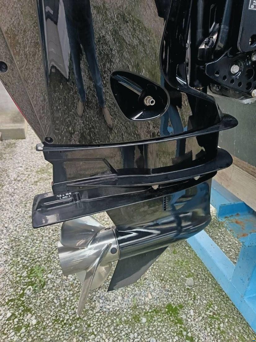 revo yacht REVO 700