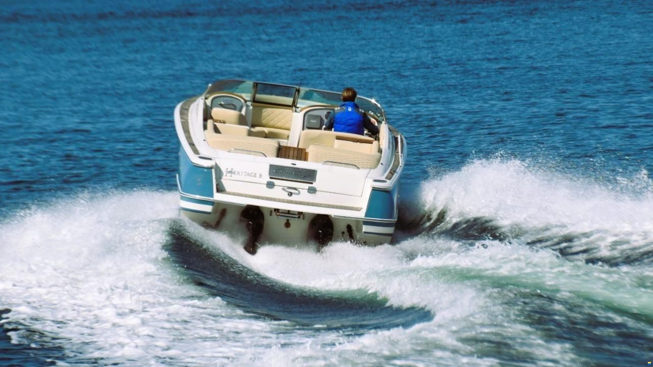 Chris Craft LAUNCH 28