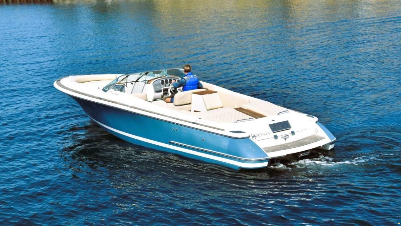 Chris Craft LAUNCH 28