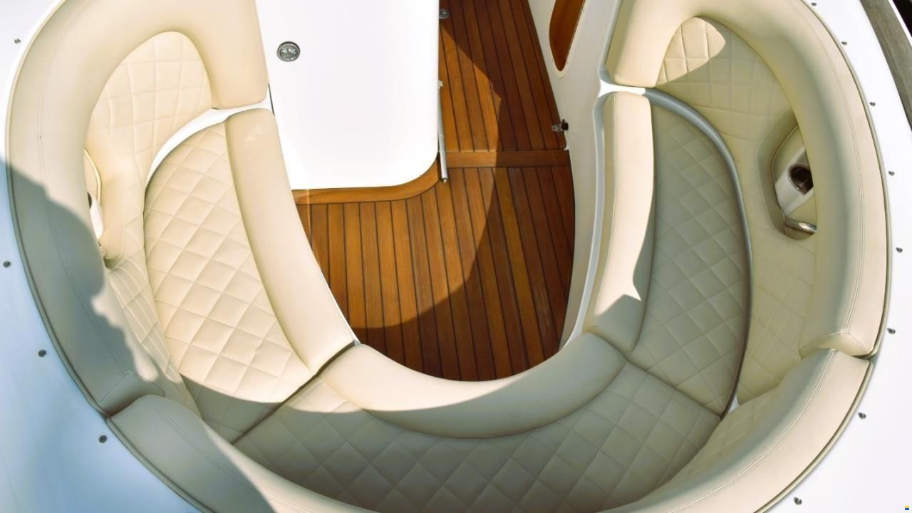 Chris Craft LAUNCH 28