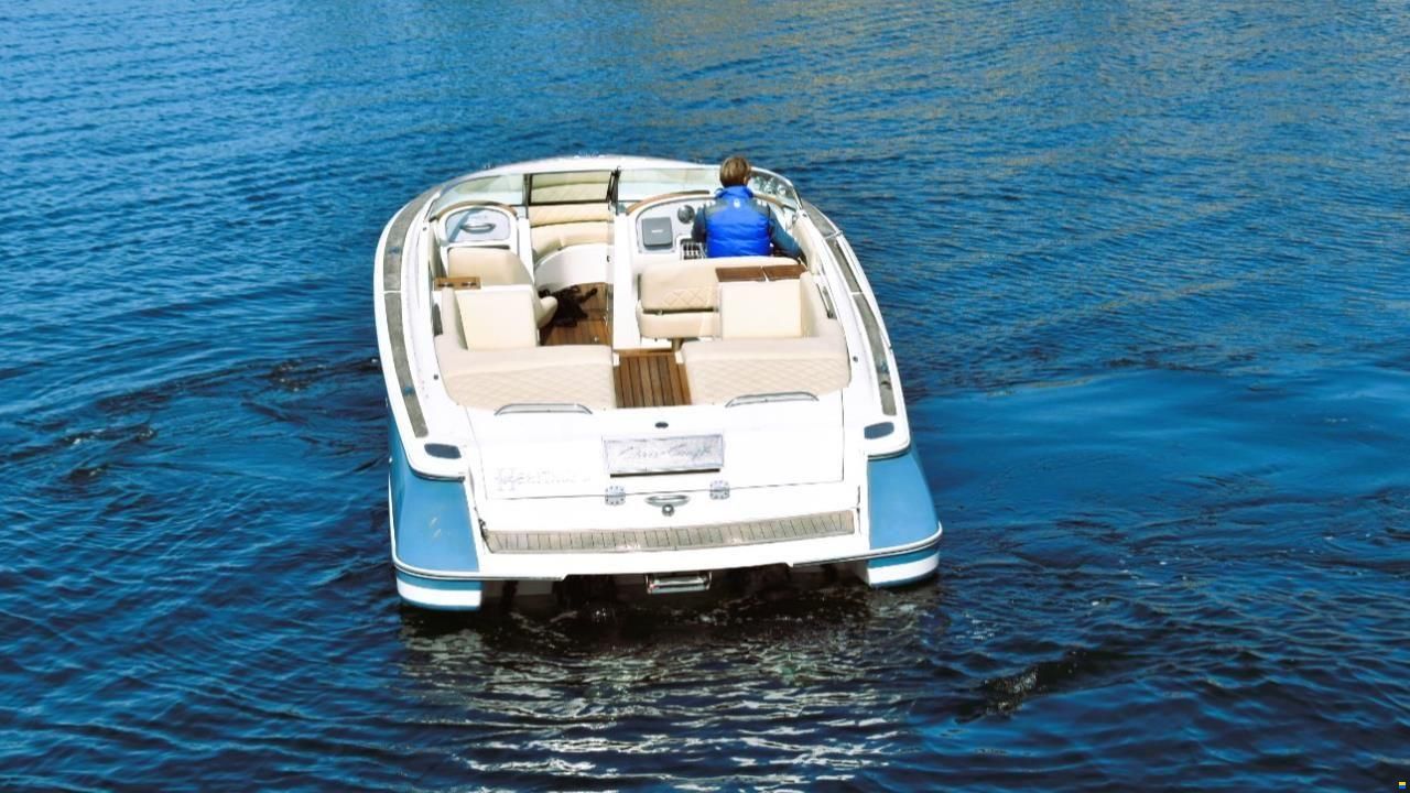 Chris Craft LAUNCH 28