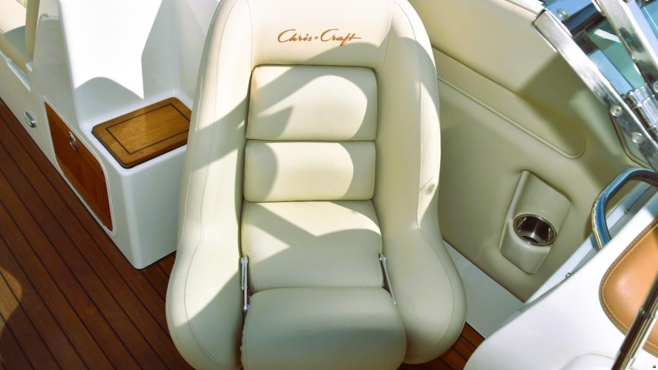 Chris Craft LAUNCH 28