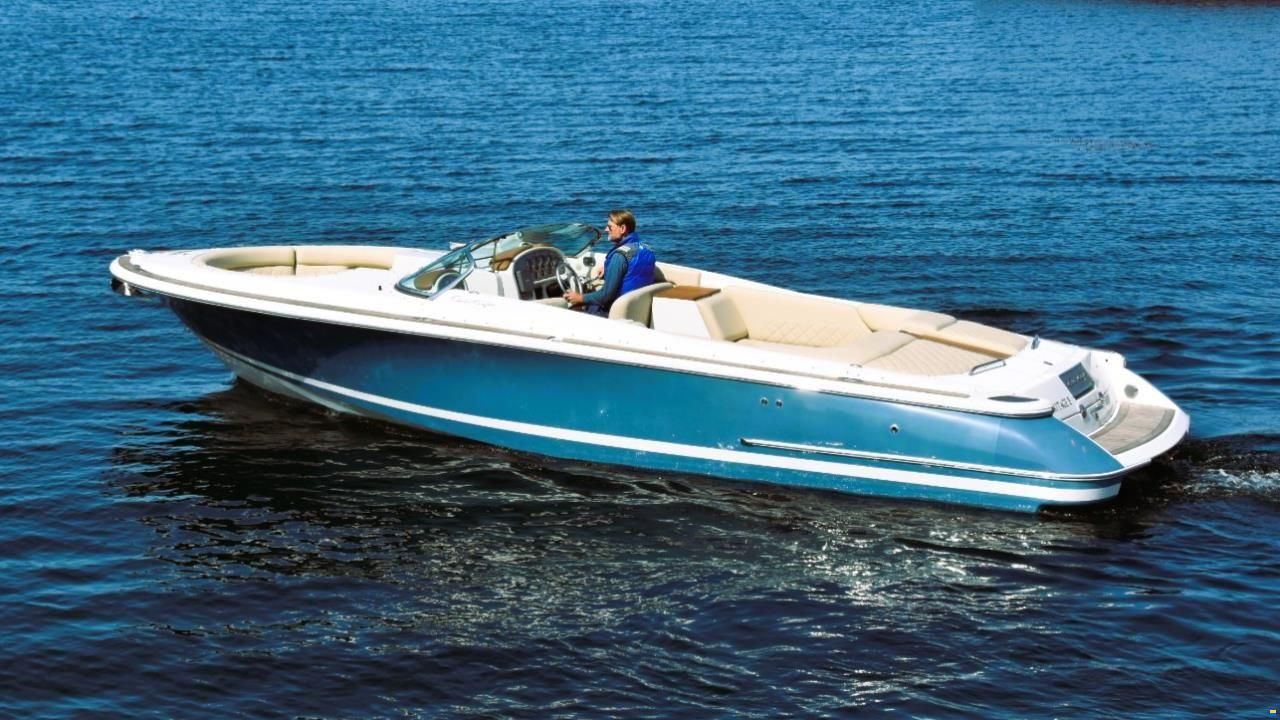 Chris Craft LAUNCH 28