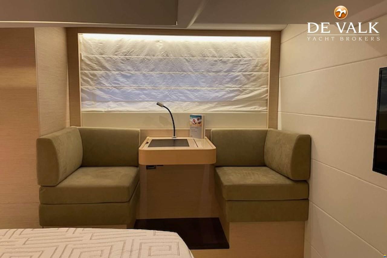 Jeanneau Prestige 50.