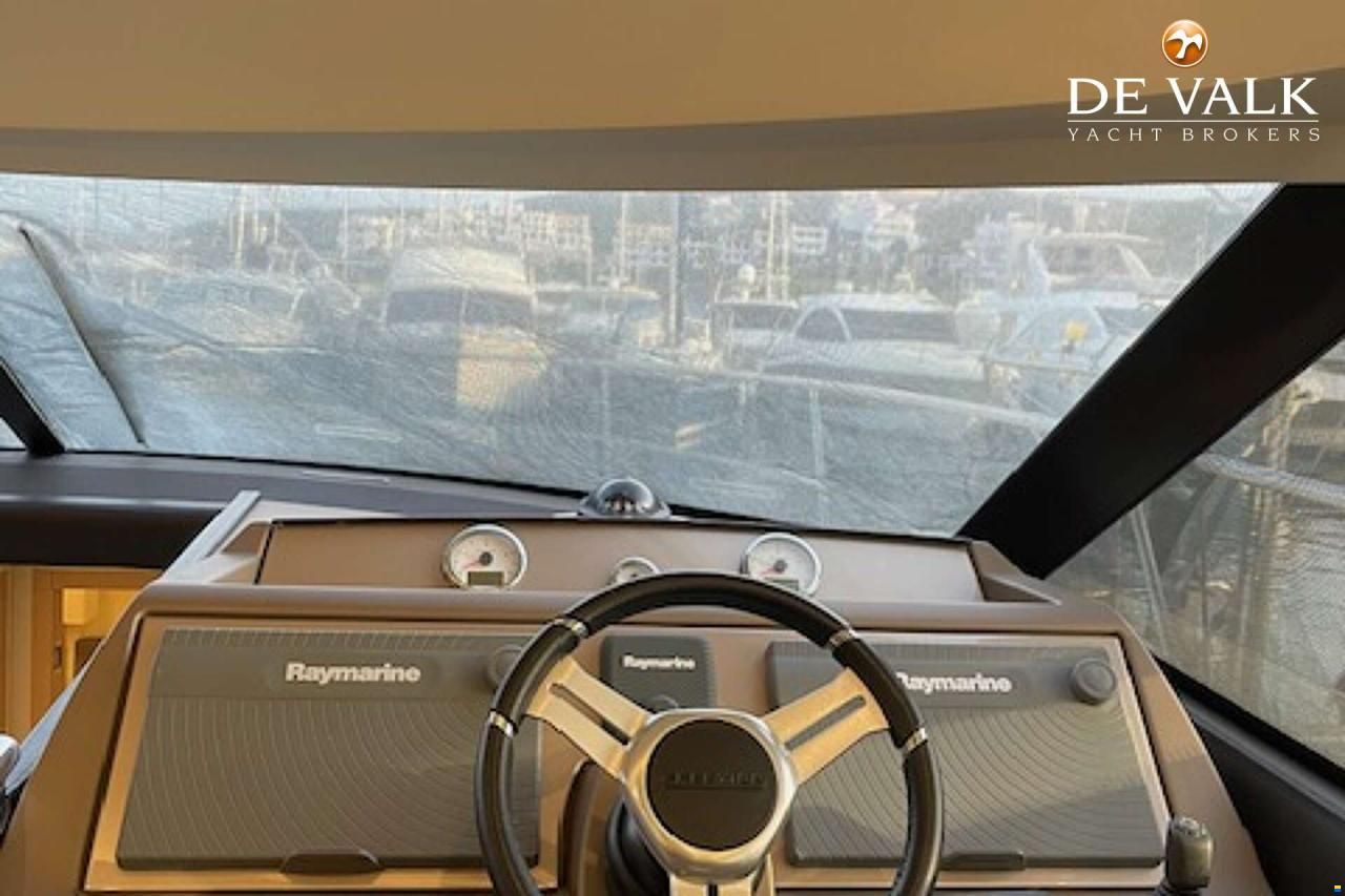Jeanneau Prestige 50.