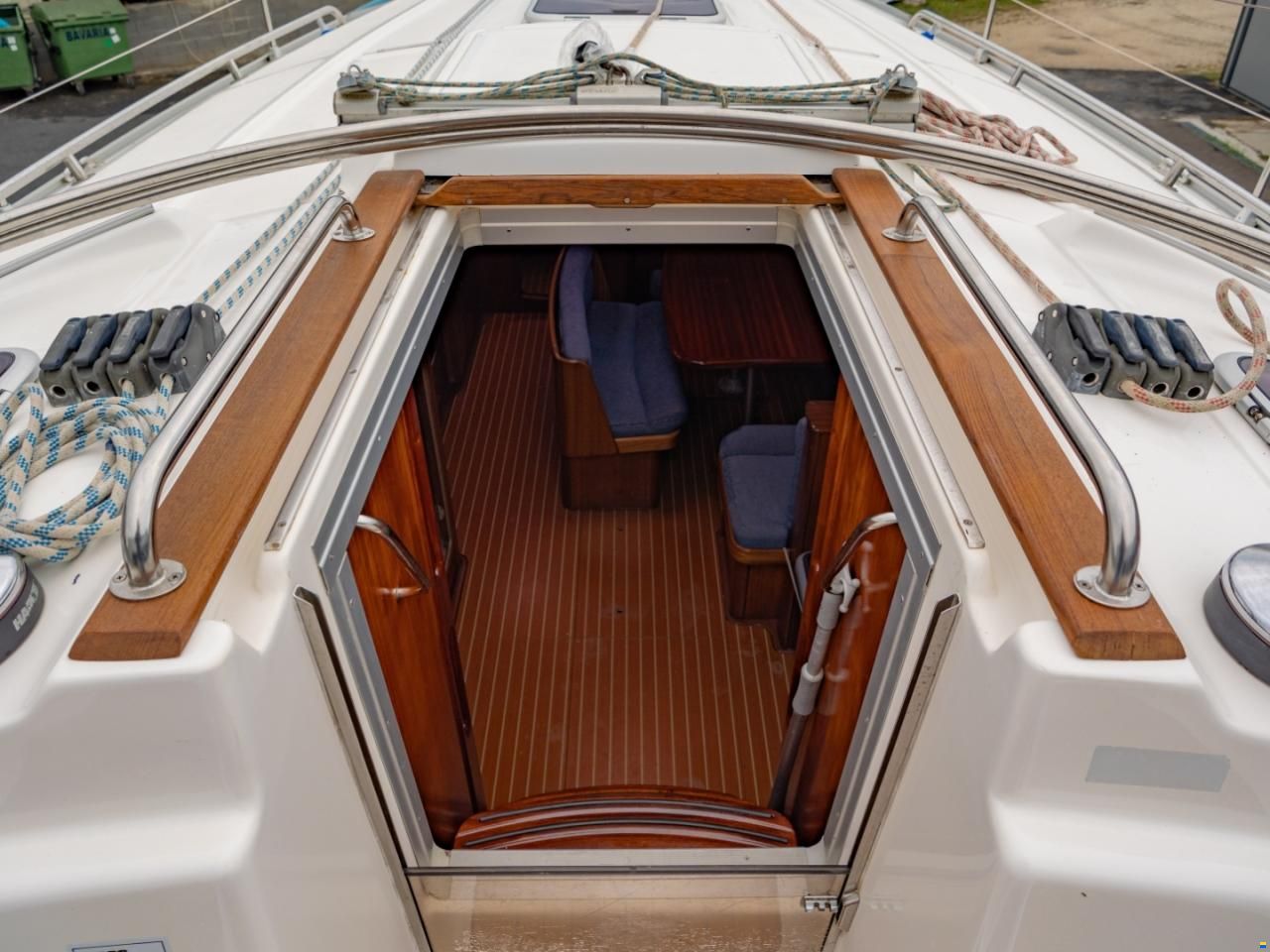 Bavaria 38