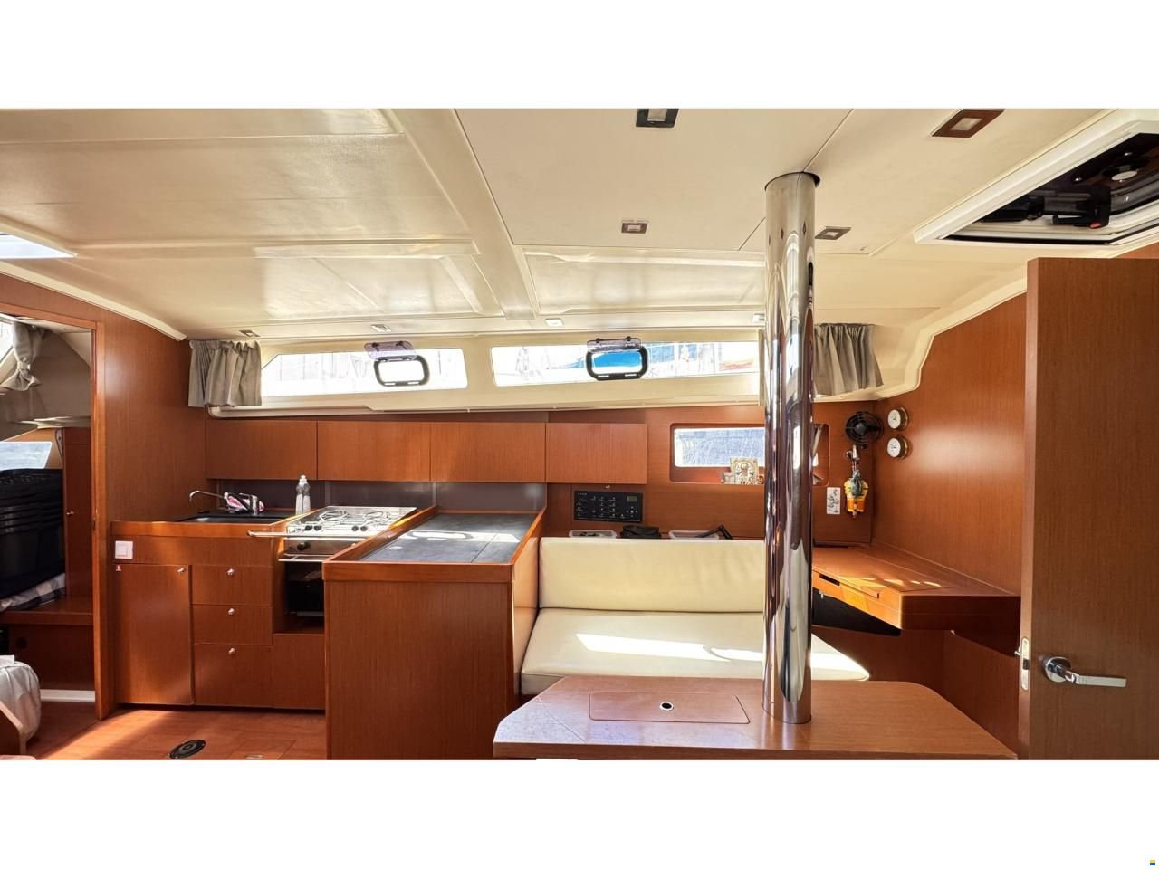 Beneteau Oceanis 41.1