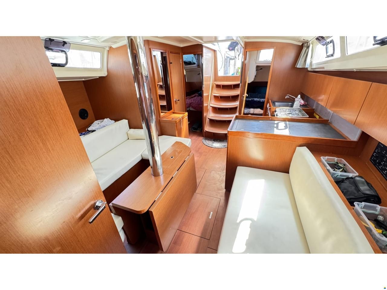 Beneteau Oceanis 41.1