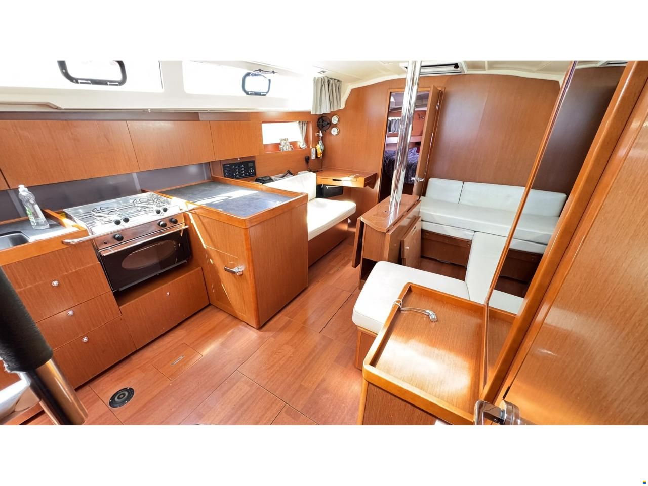 Beneteau Oceanis 41.1