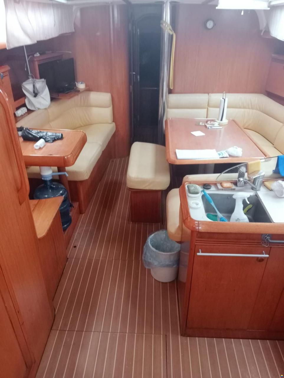 Jeanneau Sun Odyssey 43