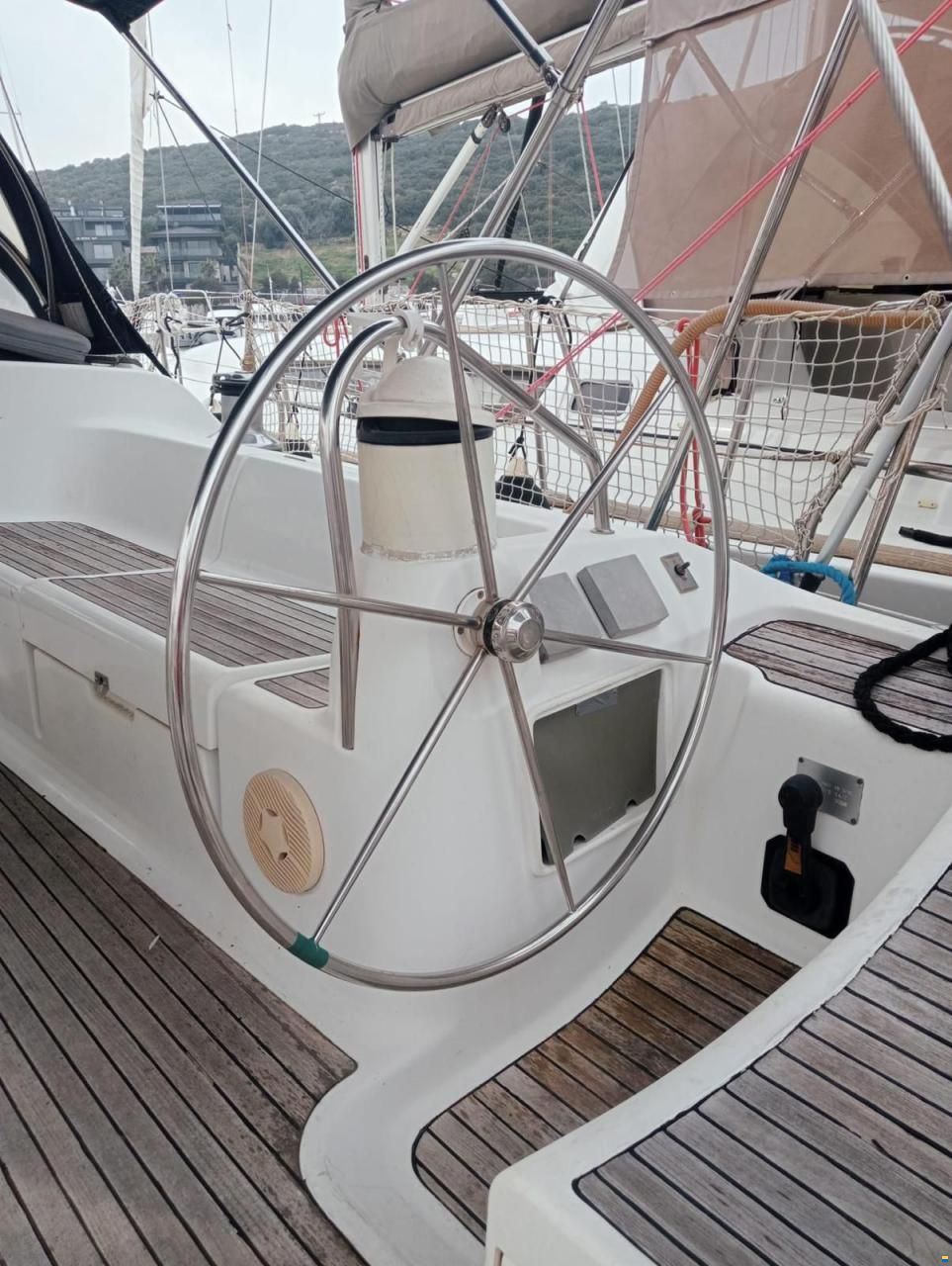 Jeanneau Sun Odyssey 43