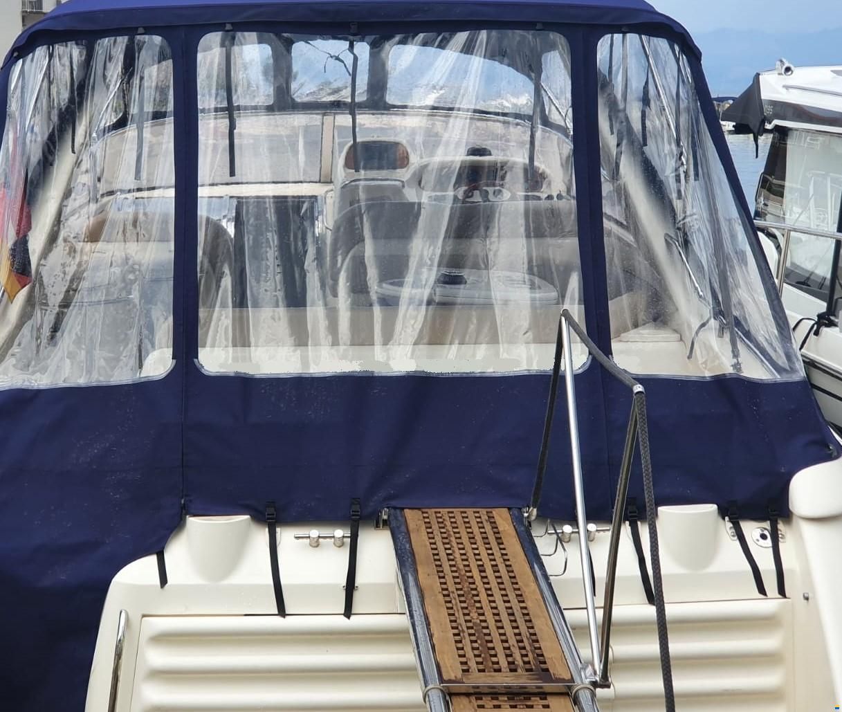 Sunseeker Mustique 42