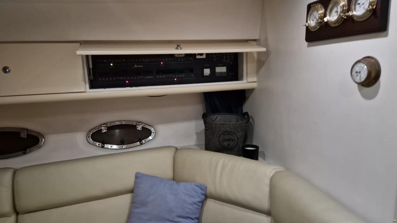 Sunseeker Mustique 42