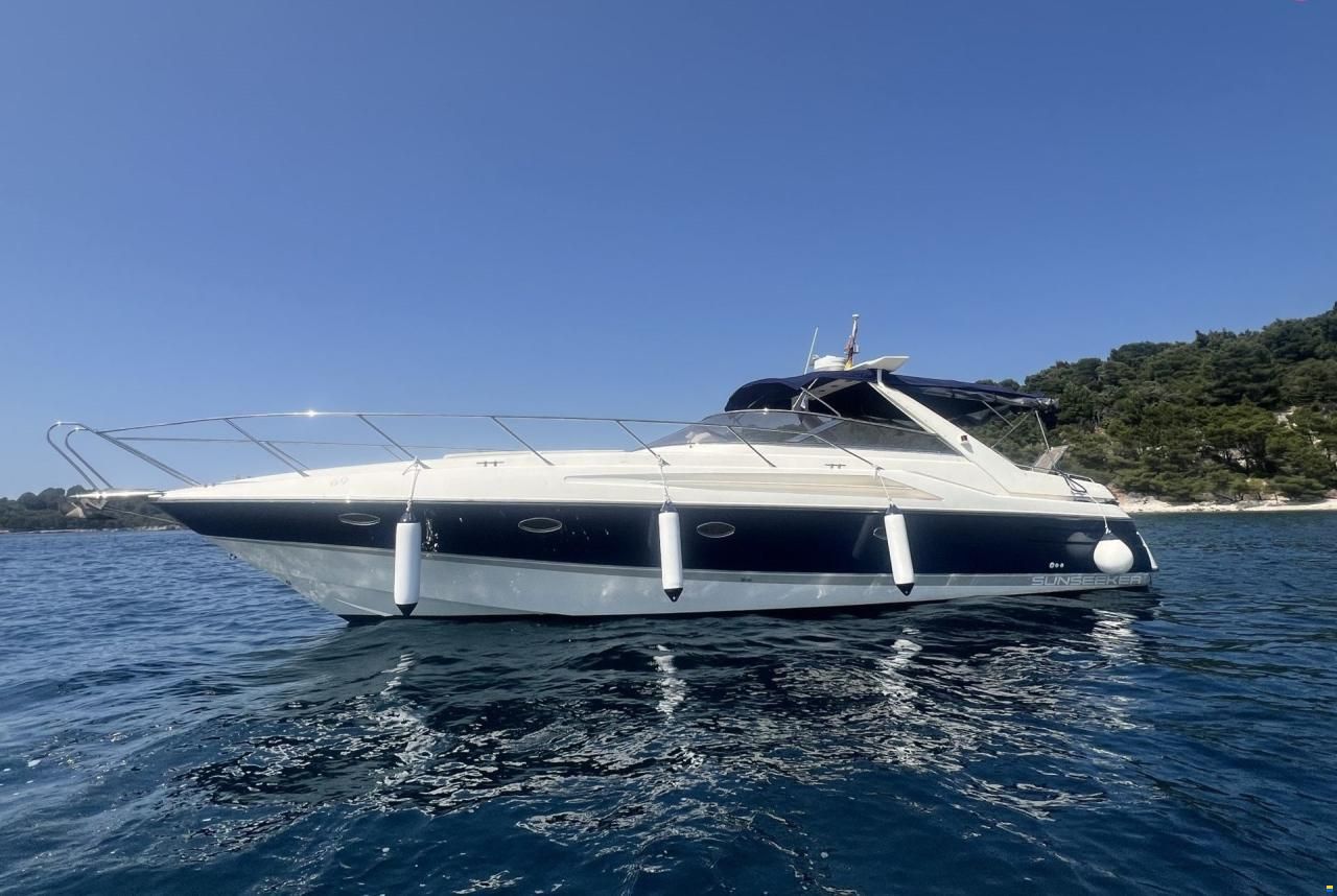 Sunseeker Mustique 42