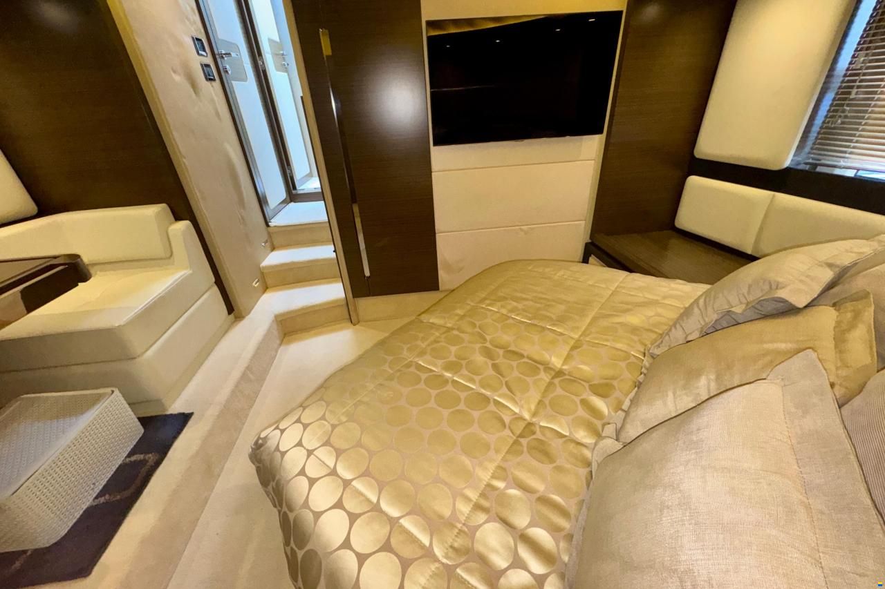 Azimut 55S