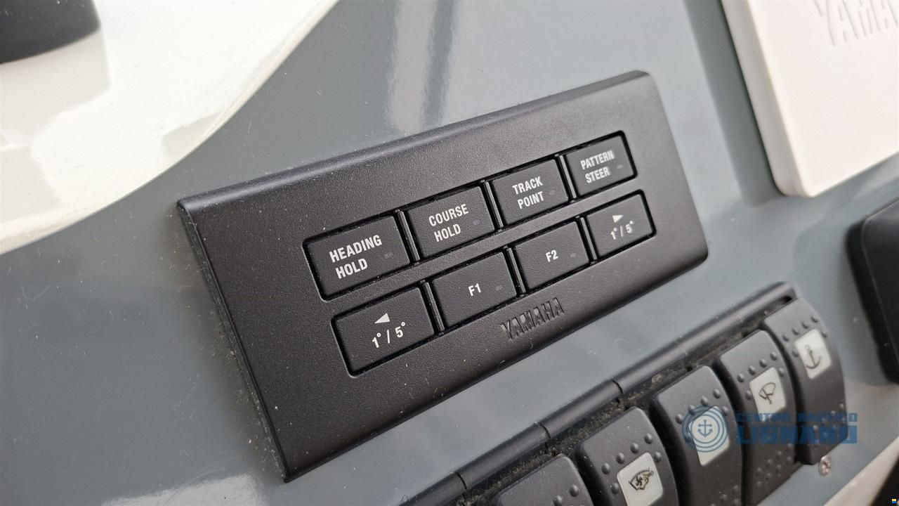 Saver 22 CABIN FISHER