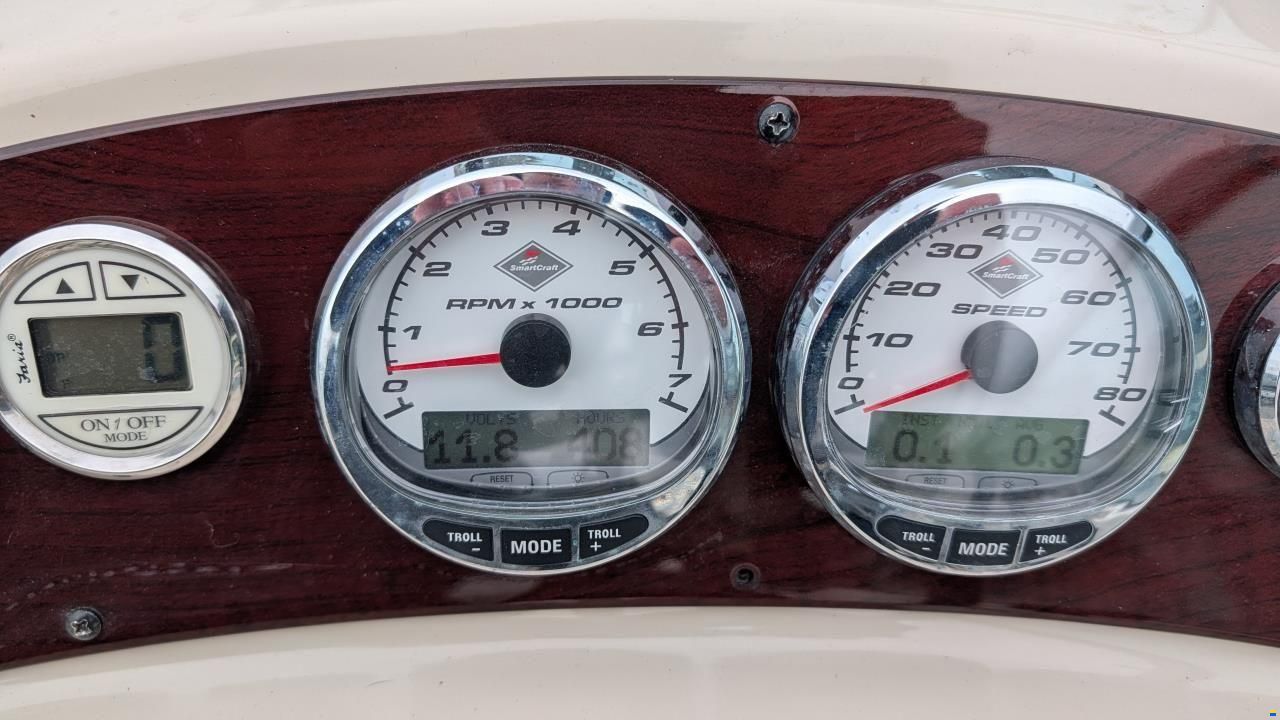 Maxum 2500 SE