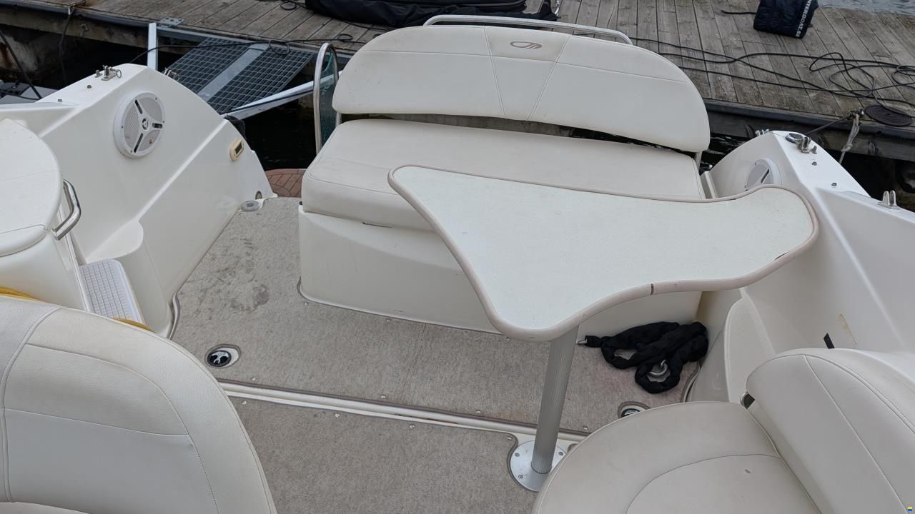 Maxum 2500 SE