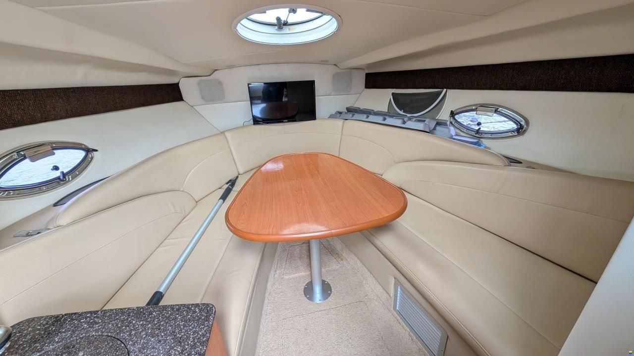 Maxum 2500 SE