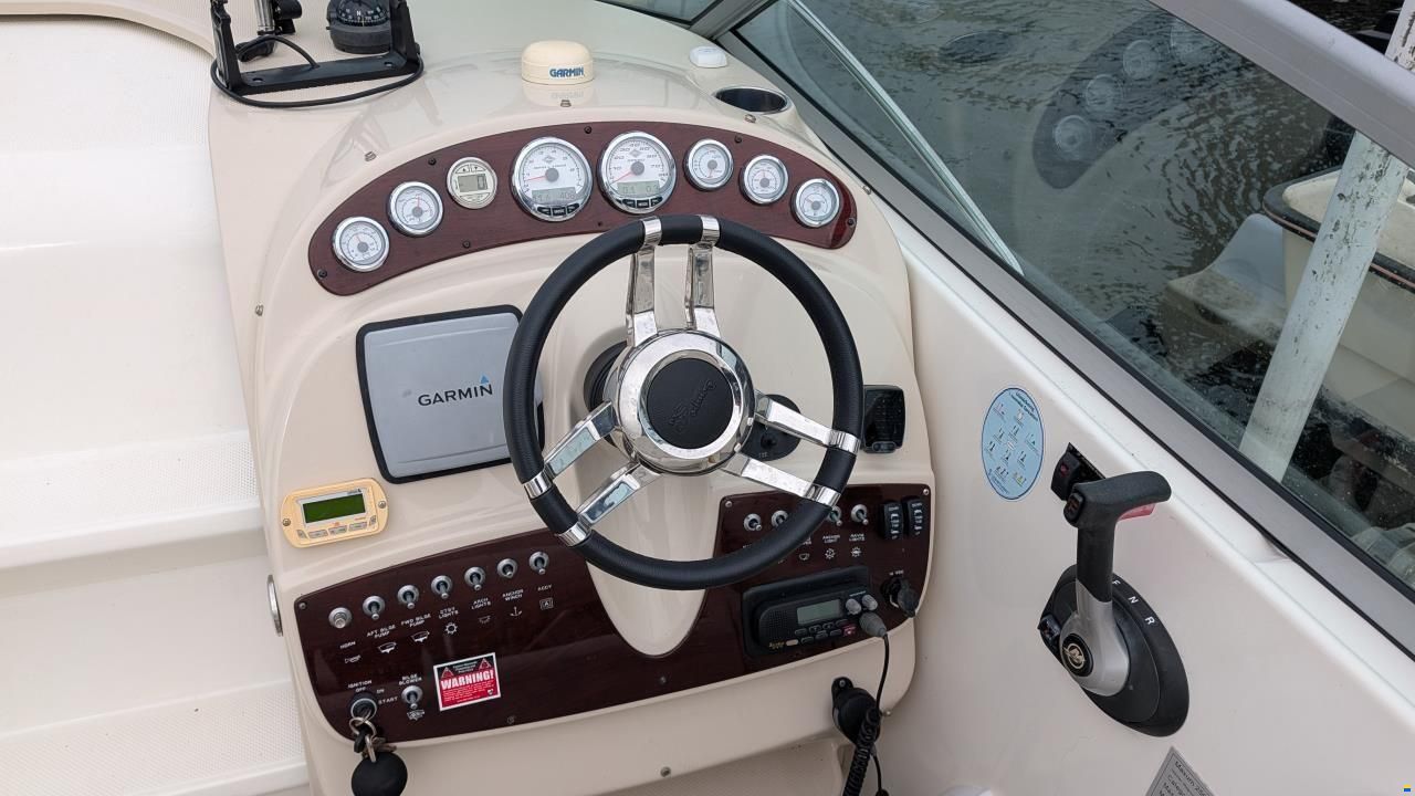 Maxum 2500 SE