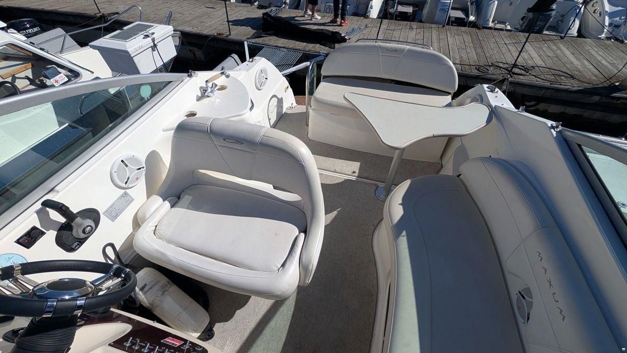 Maxum 2500 SE