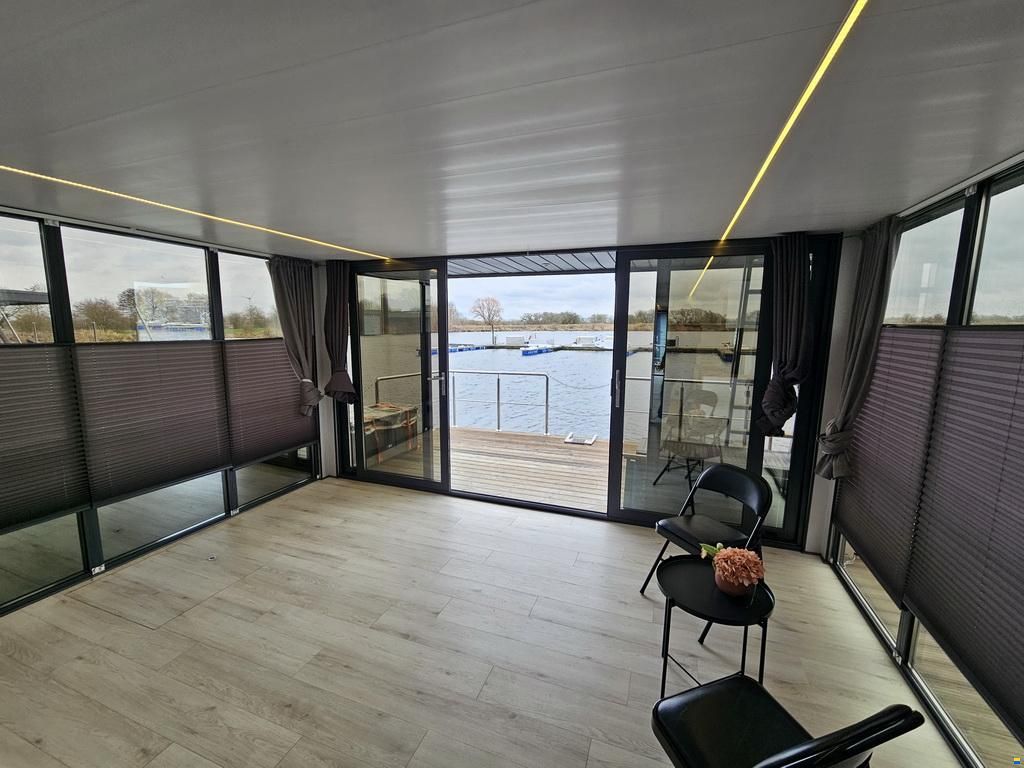 La Mare APART XXL