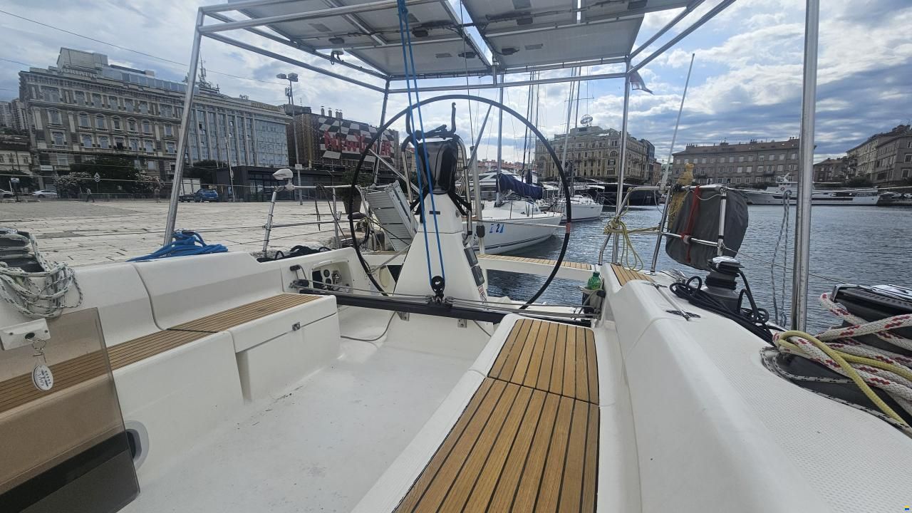 Bavaria 42 Match