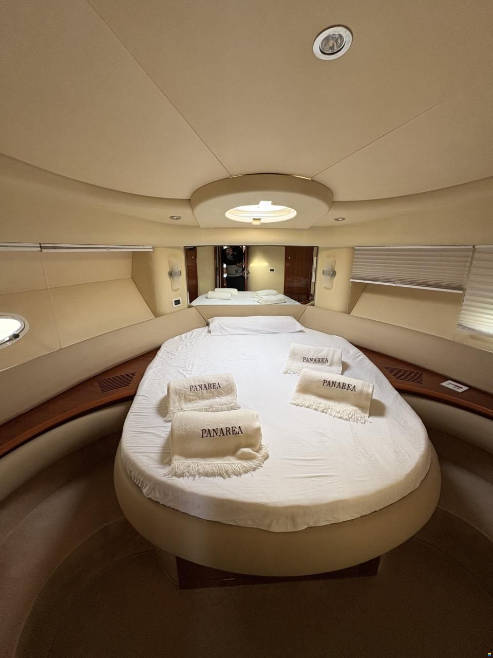 Azimut 42