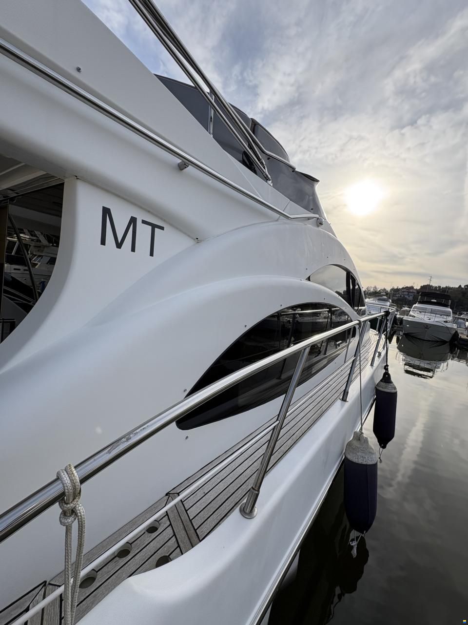 Azimut 42