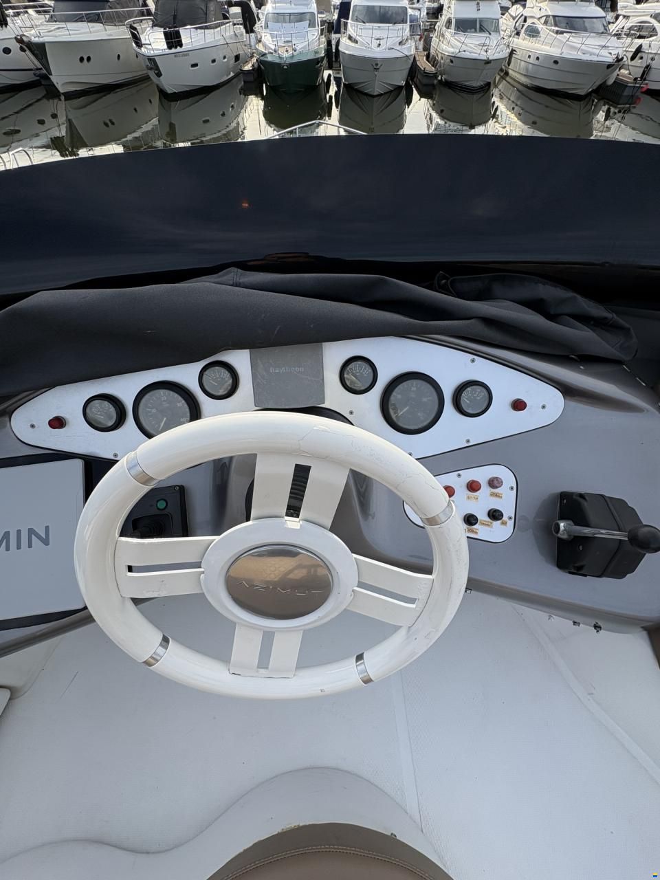 Azimut 42