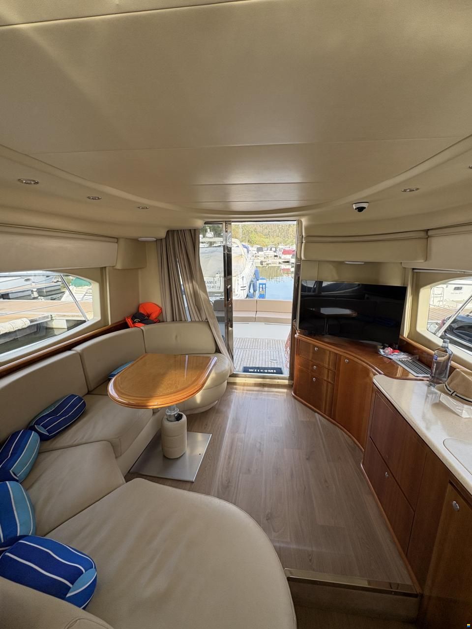 Azimut 42