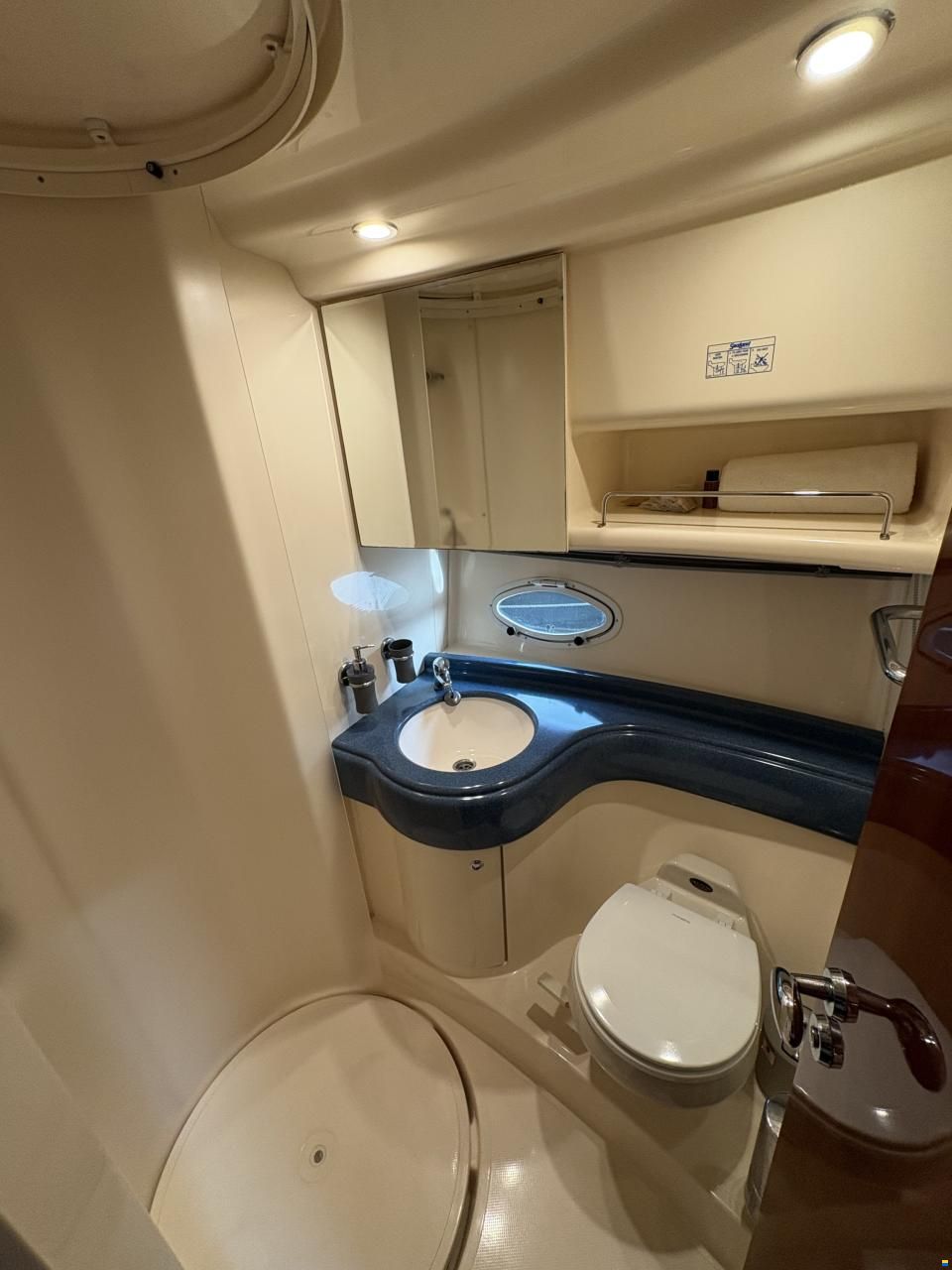 Azimut 42
