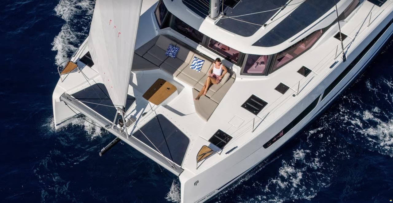 Fountaine Pajot 44