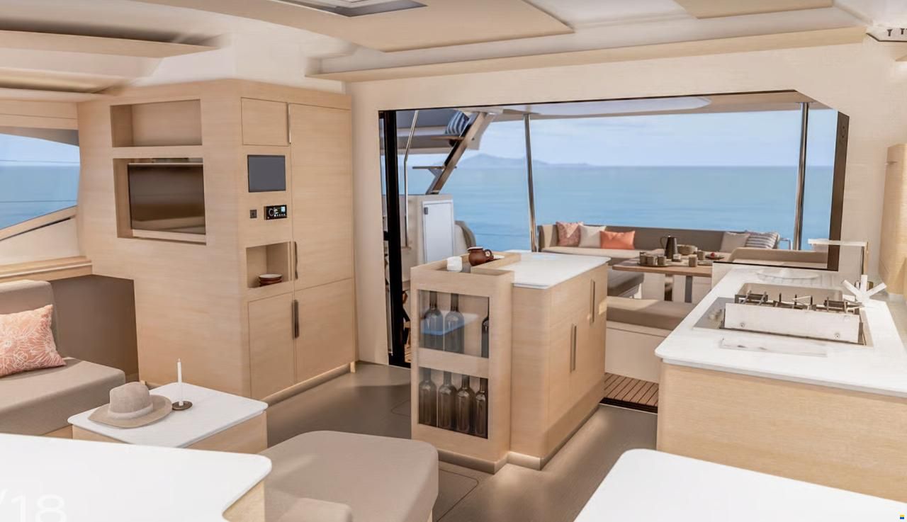Fountaine Pajot 48