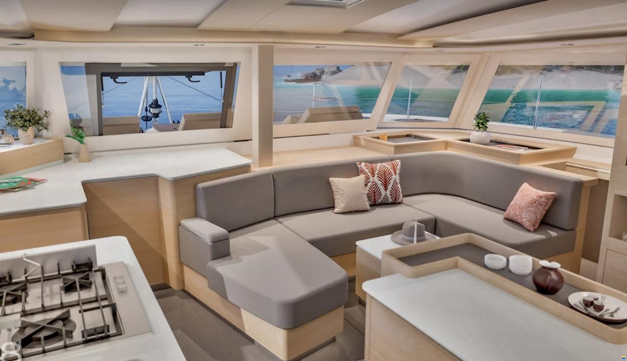 Fountaine Pajot 48
