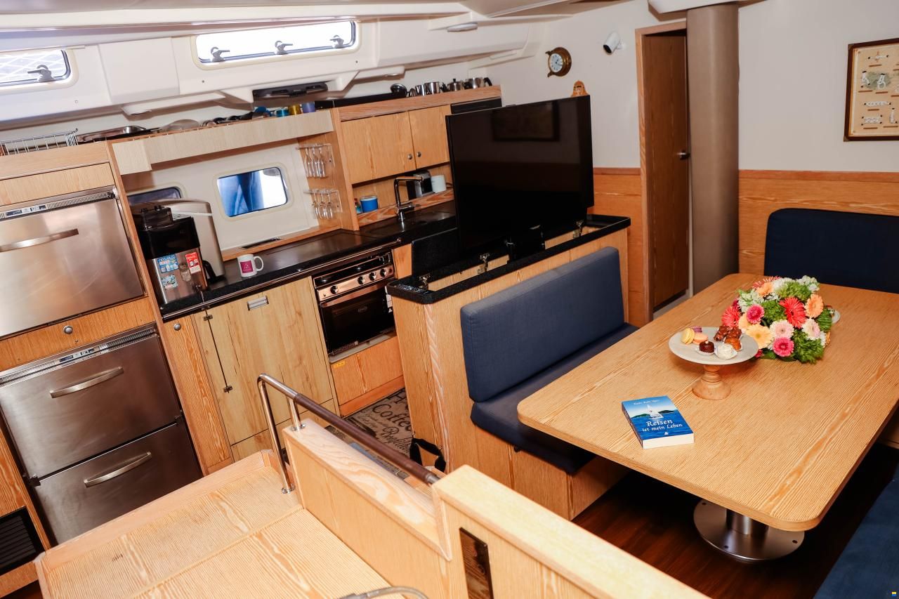 Hanse 575
