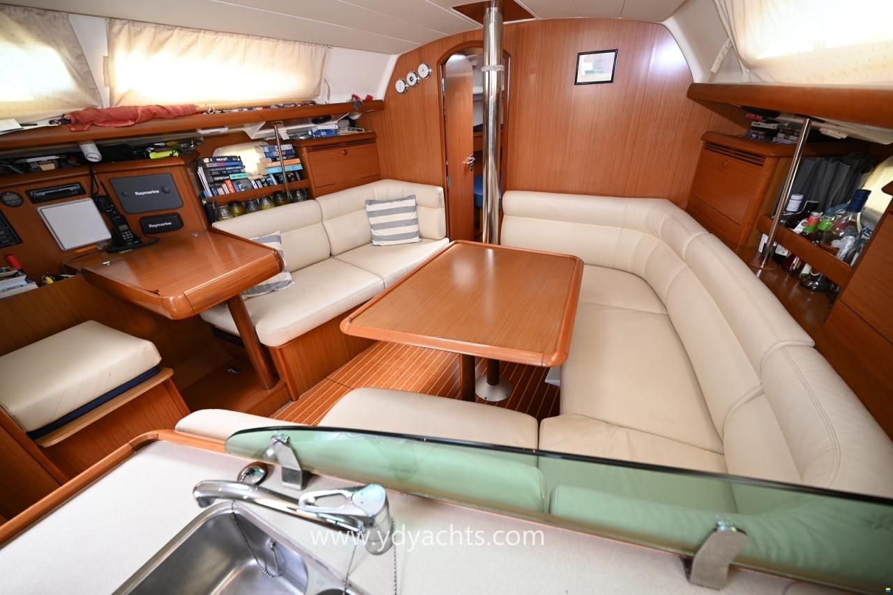 Jeanneau Sun Odyssey 37