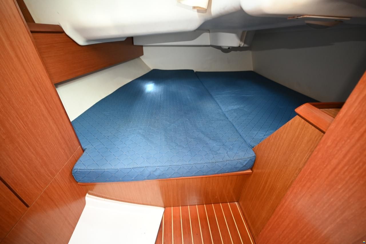 Jeanneau Sun Odyssey 37