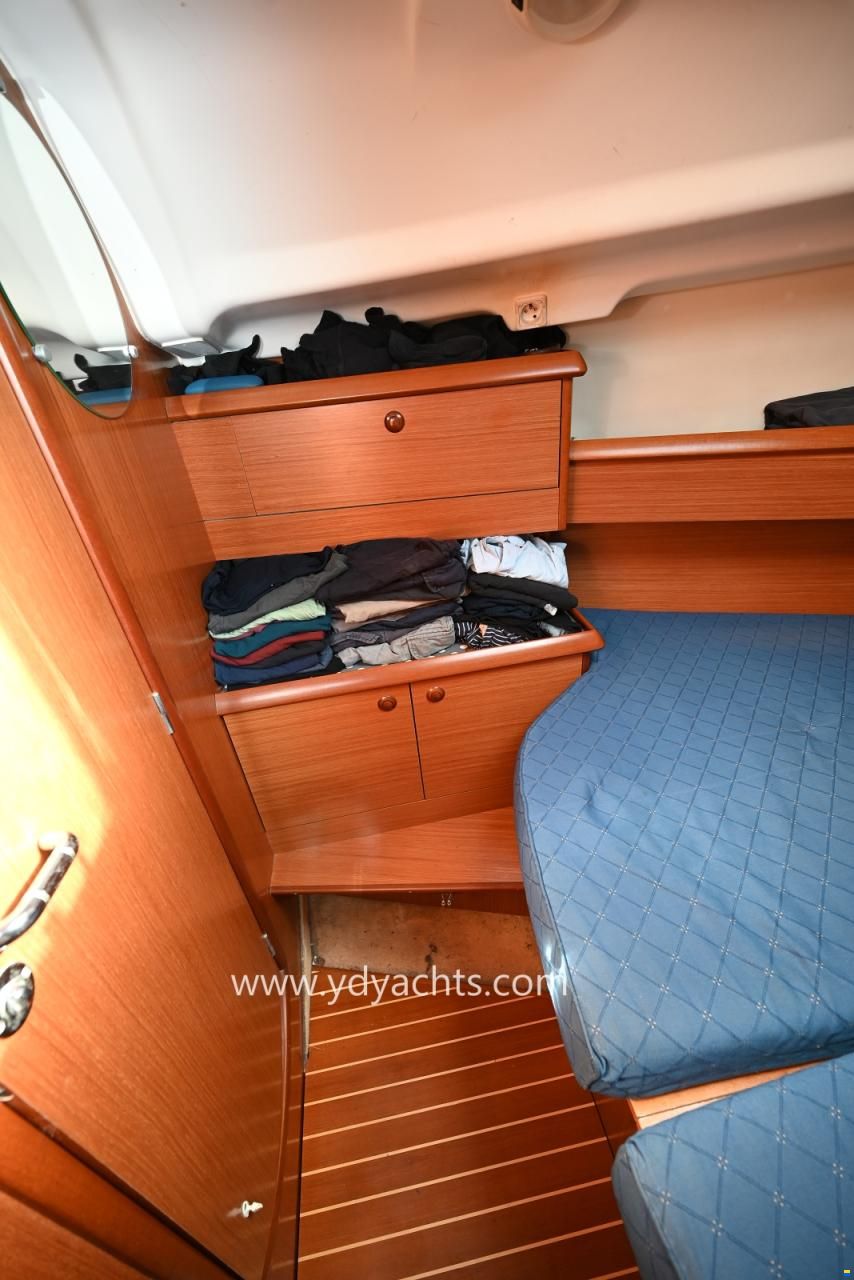 Jeanneau Sun Odyssey 37