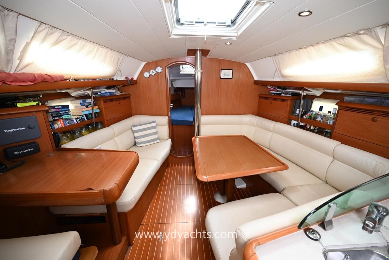 Jeanneau Sun Odyssey 37