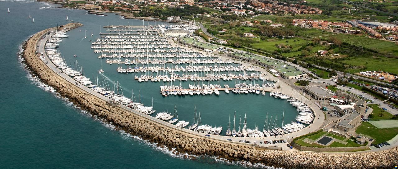 Porto turistico Riva di Traiano ,(RM)