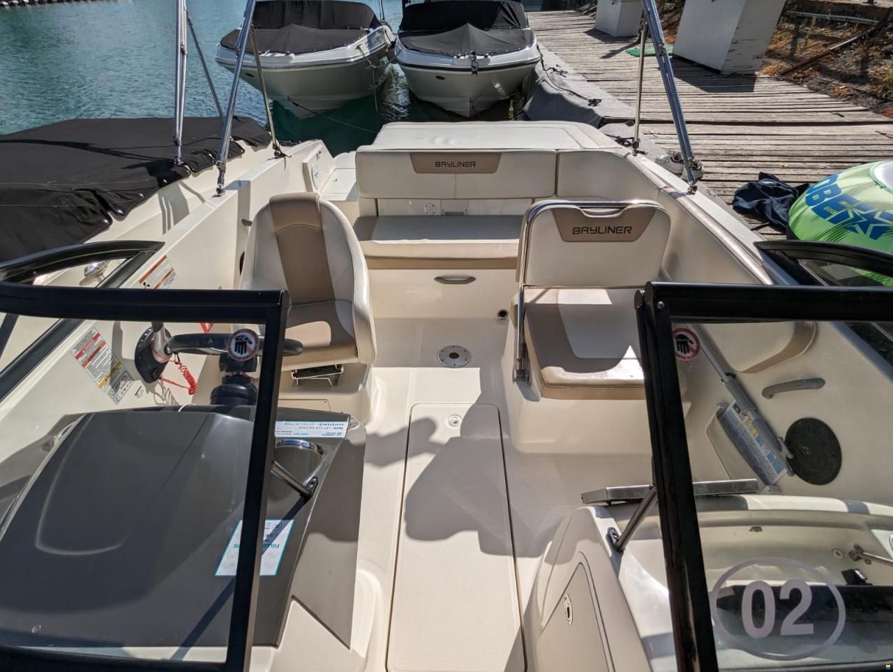 Bayliner VR5