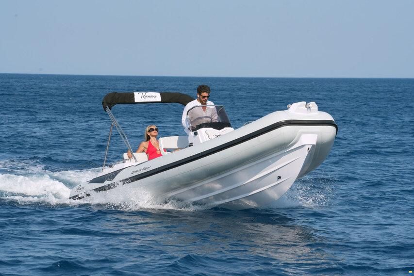 Ranieri GOMMONE RANIERI CAYMAN 19 ESPOSITIVO 202