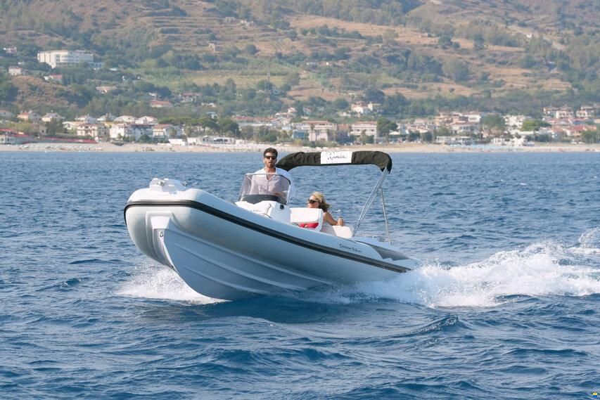 Ranieri GOMMONE RANIERI CAYMAN 19 ESPOSITIVO 202