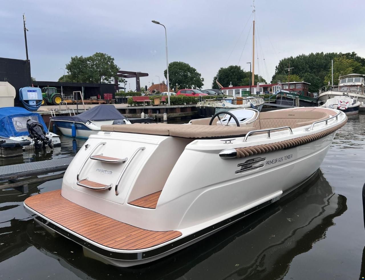 Primeur 625 Tender