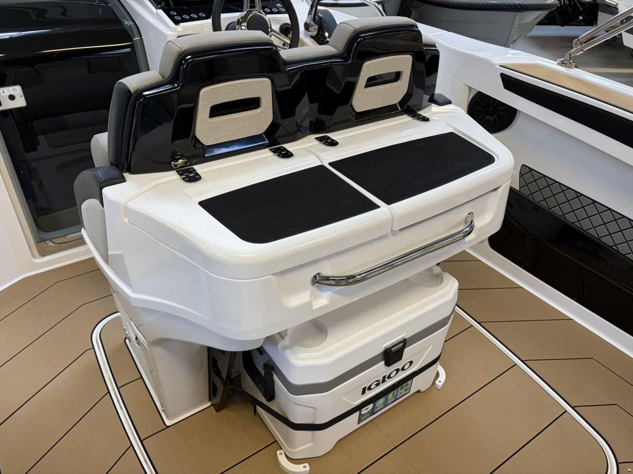 Karnic SL742 Sundeck