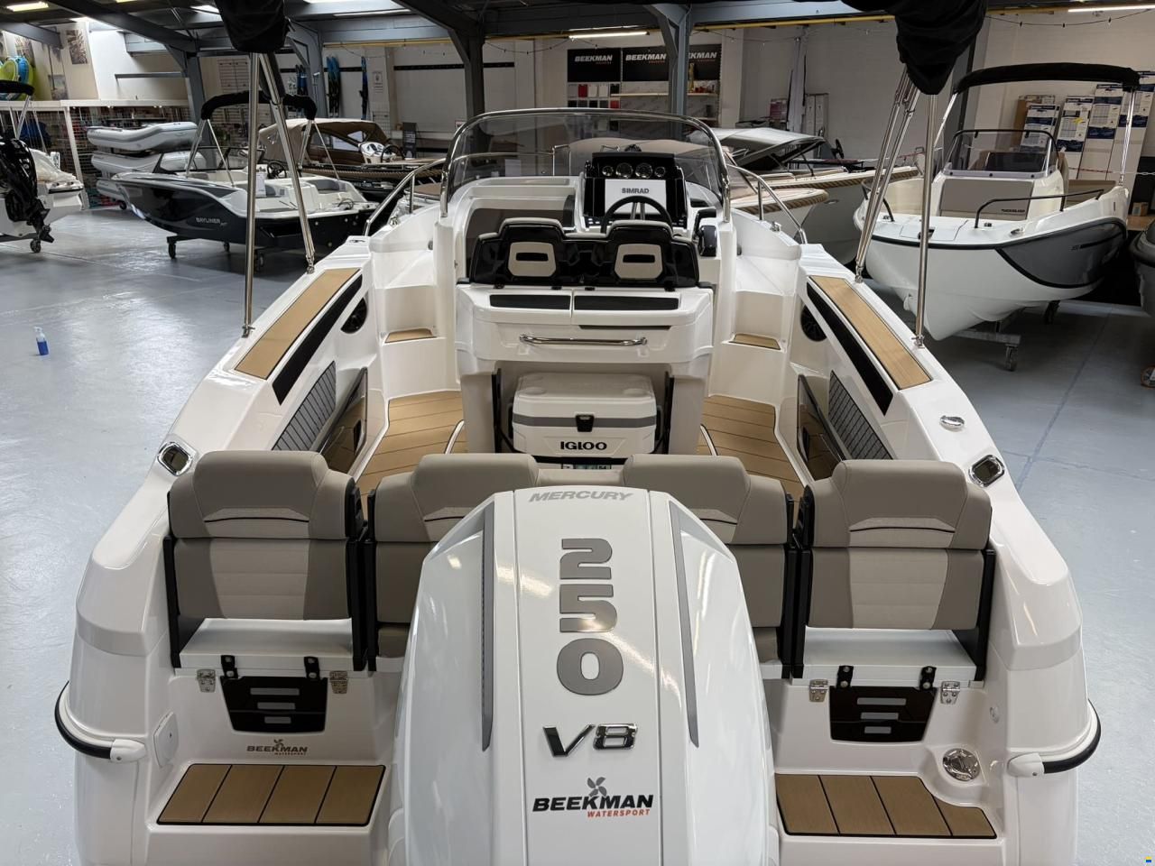 Karnic SL742 Sundeck